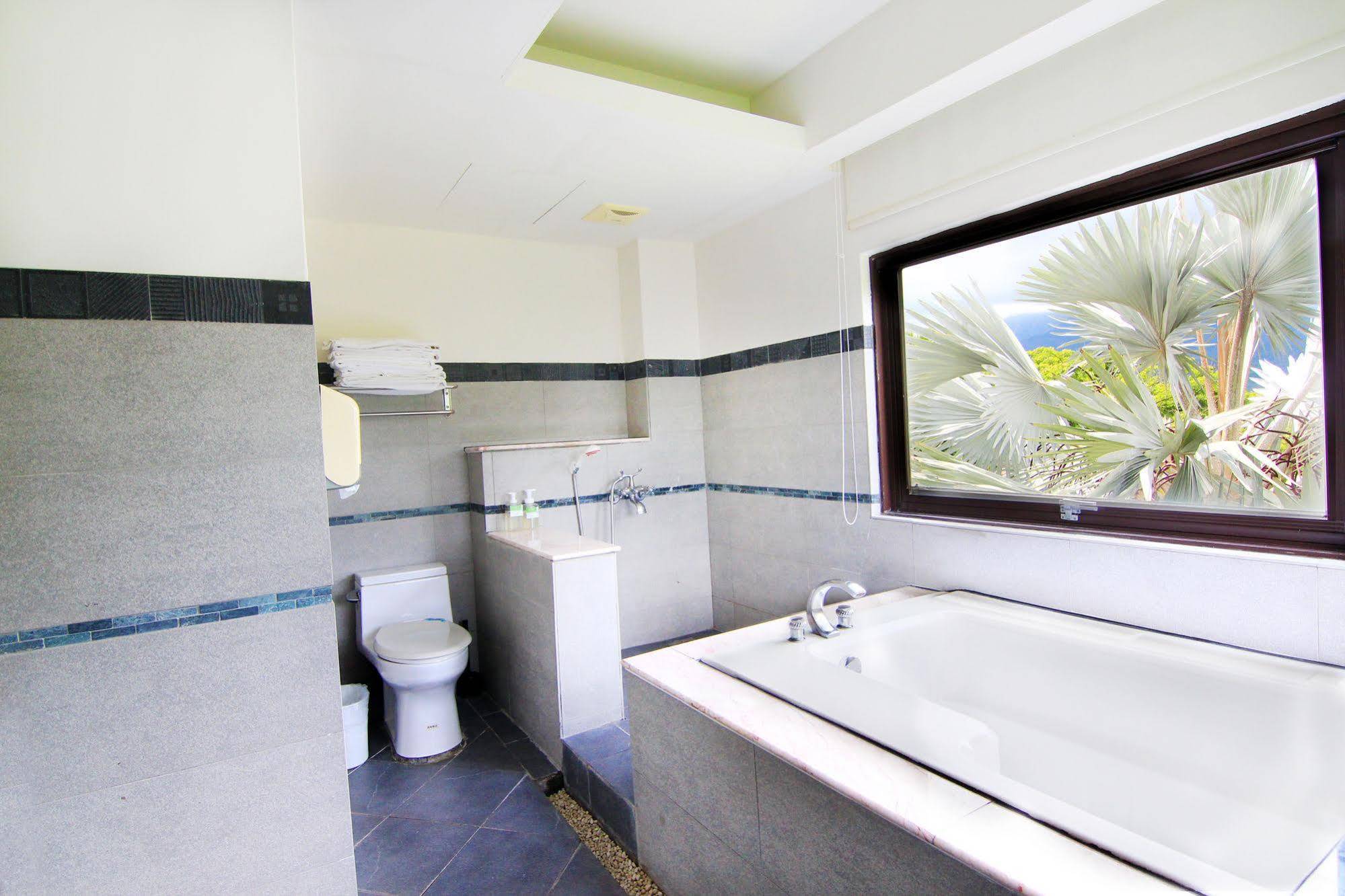 Palm Villa Guesthouse Nantou Exterior foto
